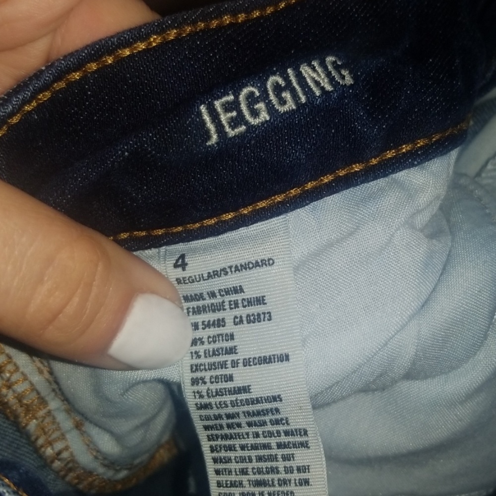 America Eagle dark wash ripped jeggings size 4 - Picture 5 of 5